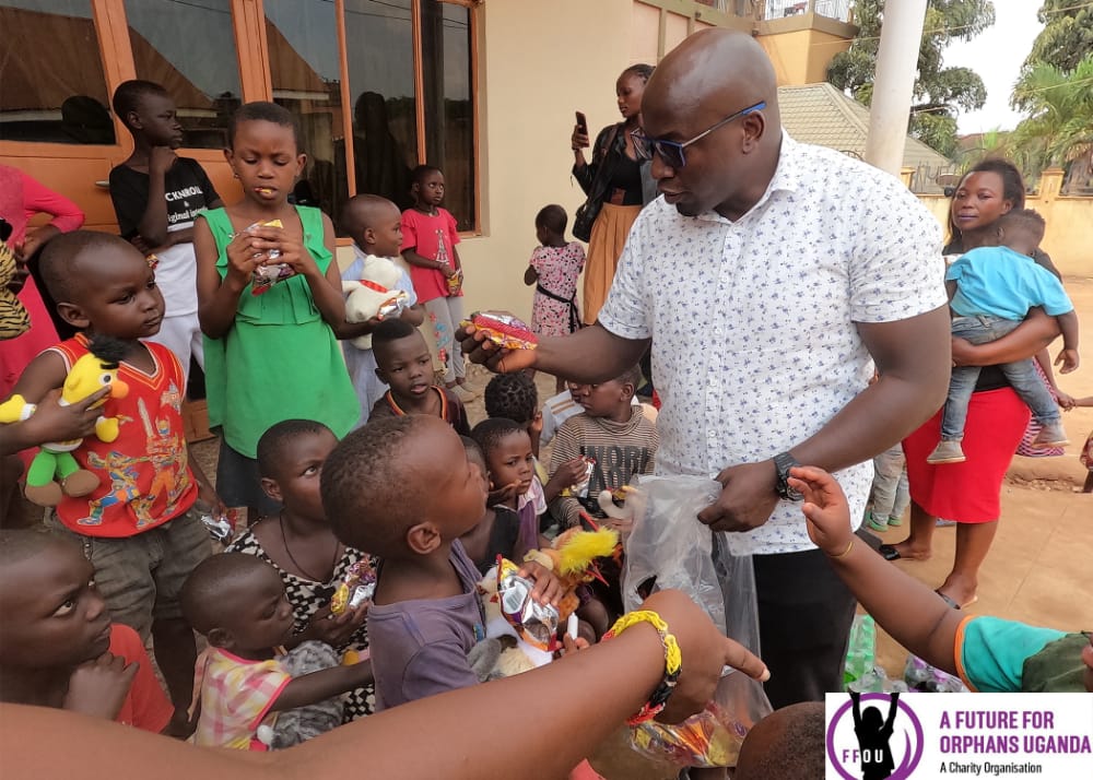 ffouganda's tweet photo. An uplifting word or act of kindness can change a life. Its our pride and happiness at A Future For Orphans Uganda to have a positive impact in people's lives especially the children. CEO Mr. Katende Rubonette &amp;staff during the charity work in Busabala.
#AFFOU
#GiveLittleSaveMany https://t.co/48otWmjWwL