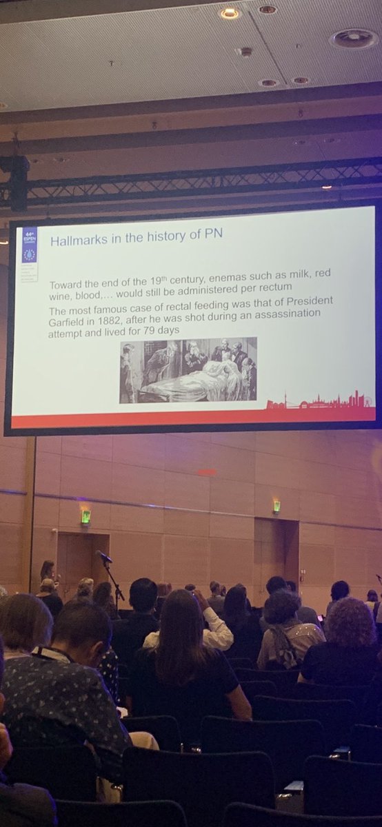 LisaGreenDiet's tweet photo. #ESPEN22 Fabulous history of Enteral & Parenteral nutrition with Professor Andre Van Gossum. Yep, early nutrition included red wine ๐ท enemas ๐@CHFTSIT @CHFTNHS @CHFTLibrary @CHFTResearch https://t.co/NfdKBgVZGQ