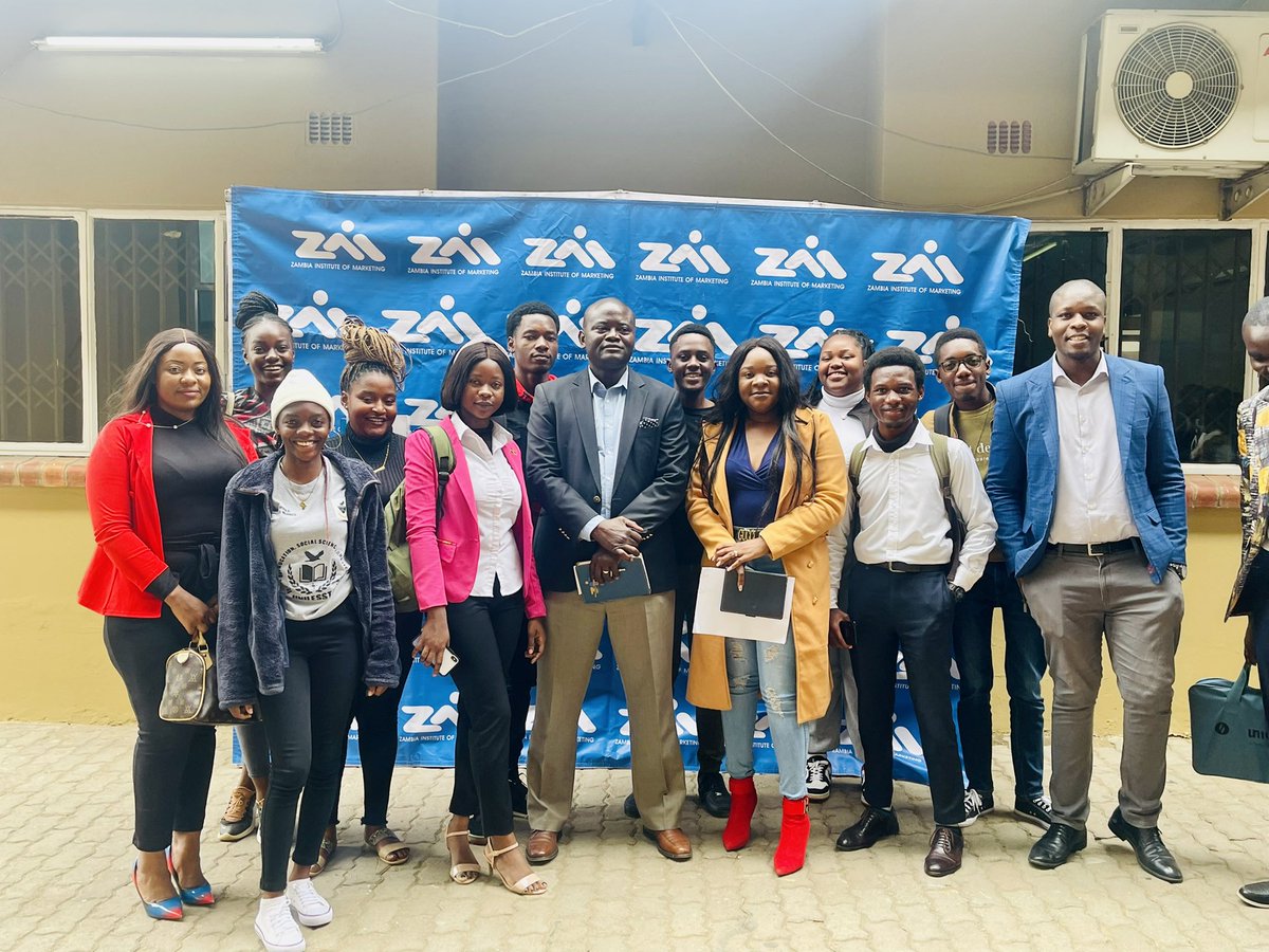 ZimZambia's tweet photo. The Zambia Institute of Marketing held a studentโ engagement meeting at the University of Lusaka on Friday, 2nd September 2022 in order to start the ZIMSA (Zambia Institute of Marketing Student Association-UNILUS Chapter.
#ZIMSA
#MarketinginZambia
#zim_marketingcareers https://t.co/TRzv21JFPR