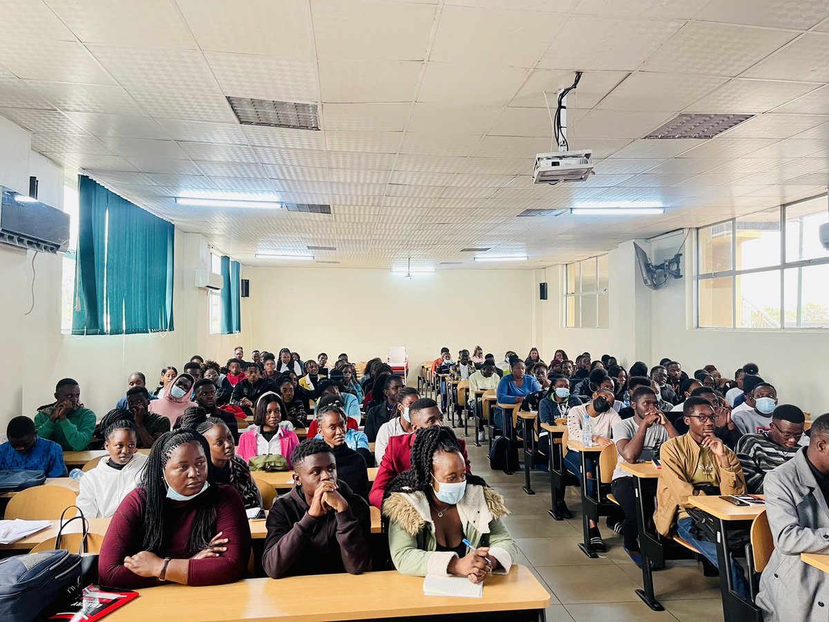 ZimZambia's tweet photo. The Zambia Institute of Marketing held a studentโ engagement meeting at the University of Lusaka on Friday, 2nd September 2022 in order to start the ZIMSA (Zambia Institute of Marketing Student Association-UNILUS Chapter.
#ZIMSA
#MarketinginZambia
#zim_marketingcareers https://t.co/TRzv21JFPR