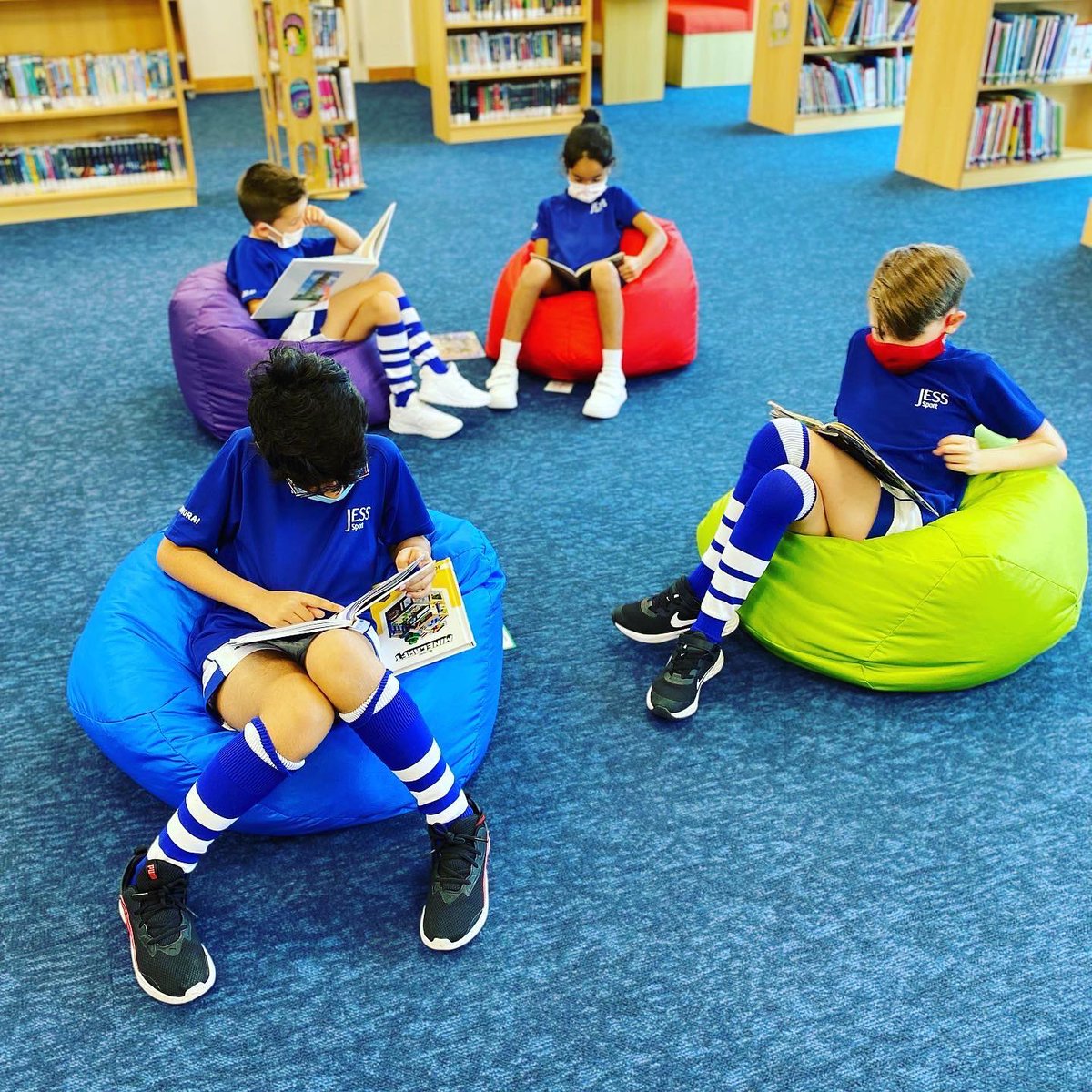 JESSPrimaryLRC's tweet photo. It’s been wonderful welcoming boys and girls back to the library! ✨#jessreads #jesslibrary #jesscommunity https://t.co/N8ULjMAvAL