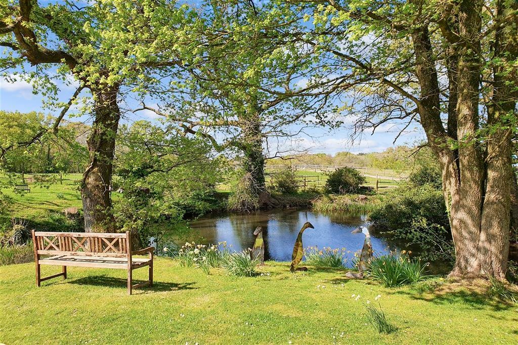 MyMoveTracker's tweet photo. 🛏️ 4 bedrooms⁠
💷 £1,200,000⁠
📌 Holtye Road, East Grinstead, West Sussex⁠
🔑Marketed by @cubittandwest⁠
⁠
Simply stunning Grade II listed detached farmhouse with independent studio &amp; set in 2.73 acres with a delightful large pond. #forsale #home #properties #realestate⁠ https://t.co/1rEXJhdJvR