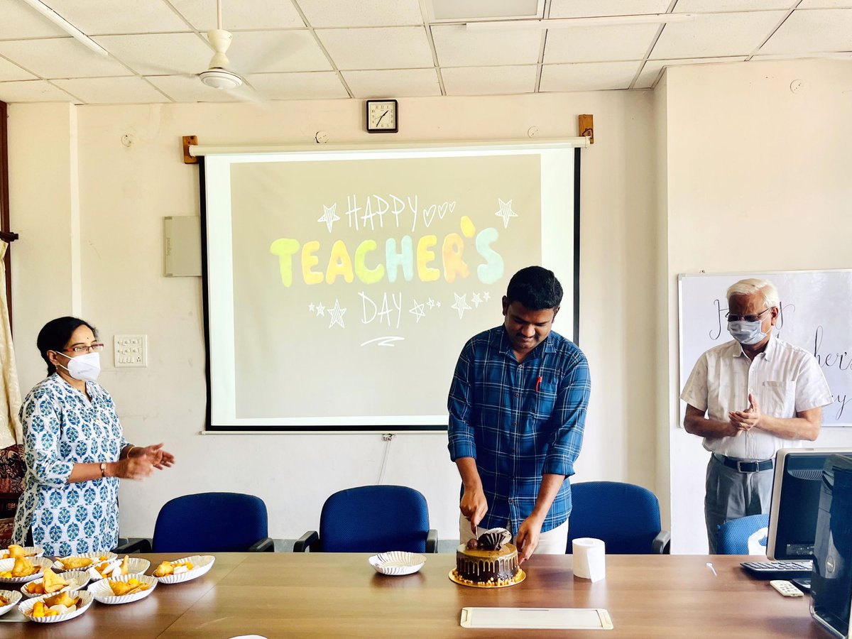 MMuthamilarasan's tweet photo. Teacher's Day celebrations at #RTGR @PlantSciUoH @HydUniv https://t.co/LFZunICjoL