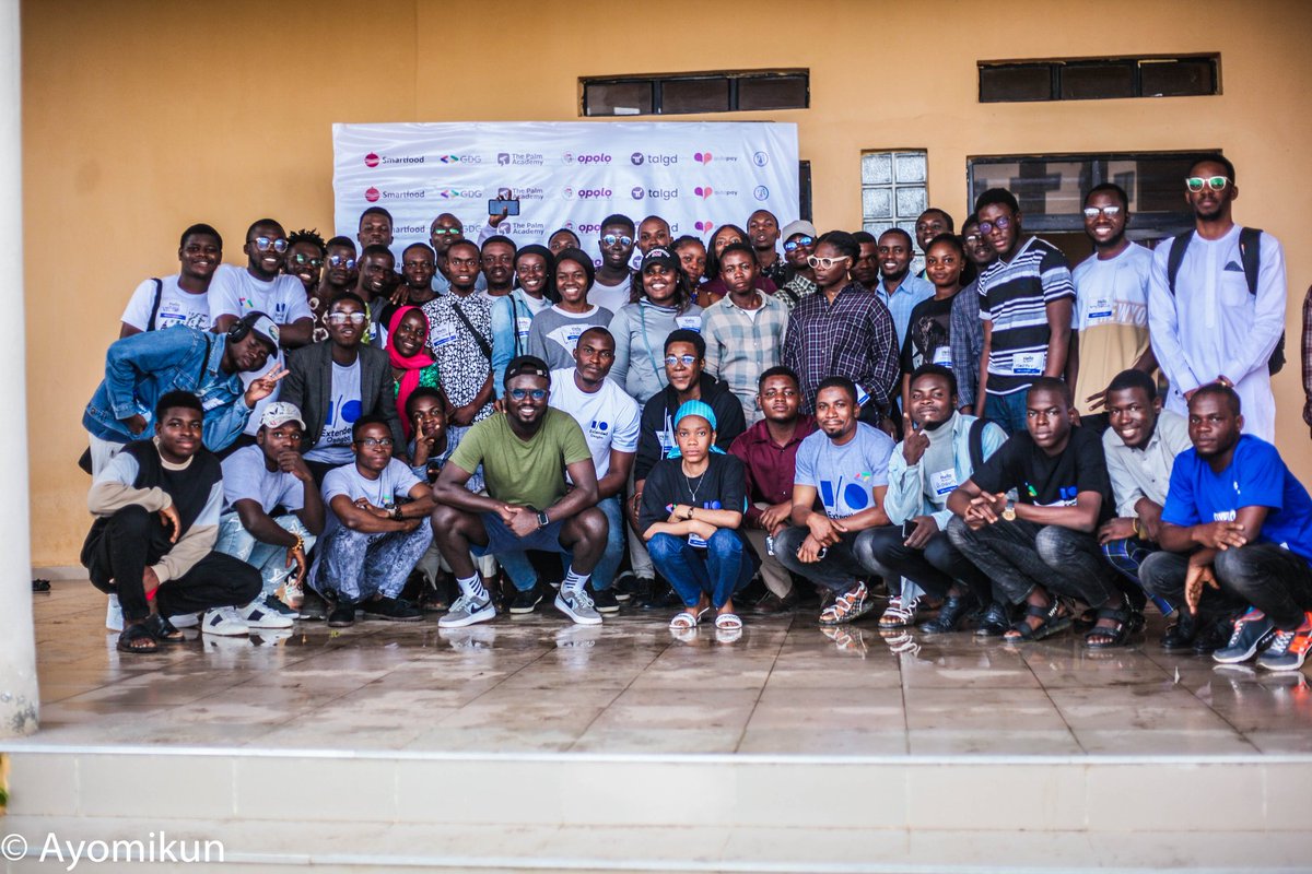oneboyfromife's tweet photo. Google developers group osogbo @gdgosogbo @DSCOAU https://t.co/pgCRmuNjXU