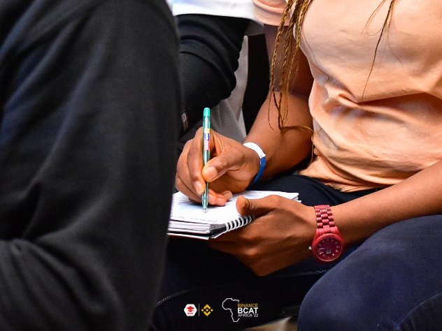 campusbcatHQ's tweet photo. For #newbies: enter our community with this link
https://t.co/RaAzHIOD2Q
... and have access to these courses:
ππππ
#BCATAfrica #CampusBCATAfrica #BCATBlockTime #BCATBlockPathSeries #cryptoeducation #blockchaineducation https://t.co/aUrw781pat