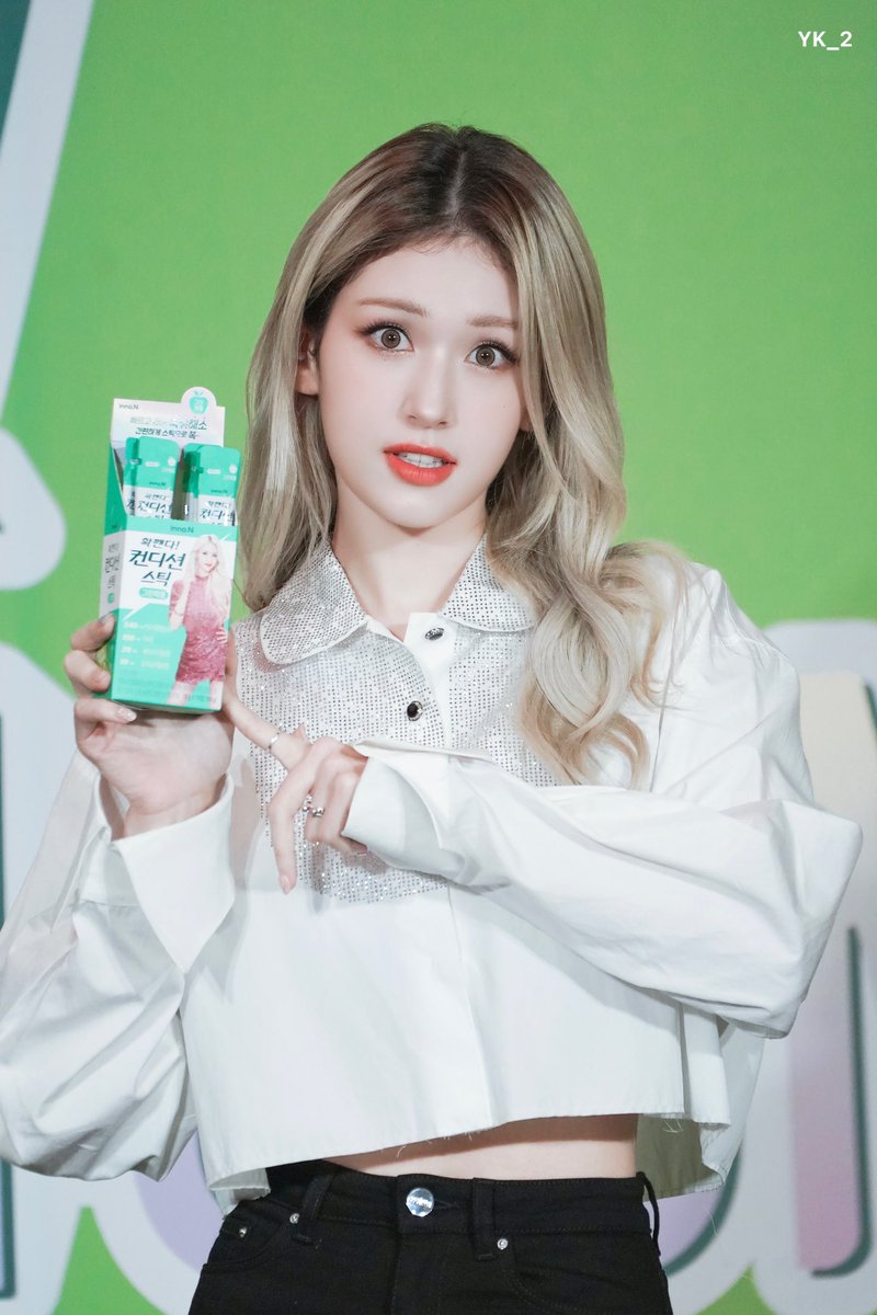 YK___diary's tweet photo. 220826 컨디션 팬싸2️⃣

말도 안돼ㅠ넘 입뻐

#전소미 #소미
#JEONSOMI #SOMI https://t.co/57falt1ES5