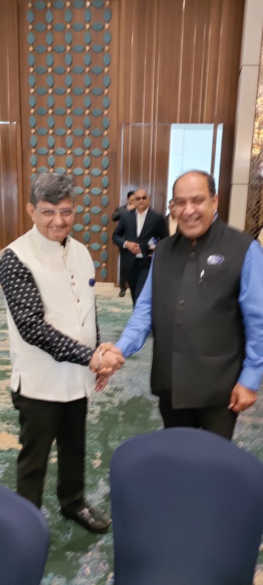 realtors_of's tweet photo. Congratulations to our Hon'ble President Mr. Darshan Chawala for appointed as Vice Chairman of Business Growth and Member Growth by NAR India.
#PROPAssociation #PROPWA #NARINDIA #growbusiness #propmember #oppurtunity #NationalAssociationOfRealtors #networking #narmembership https://t.co/oOztFrVM4R