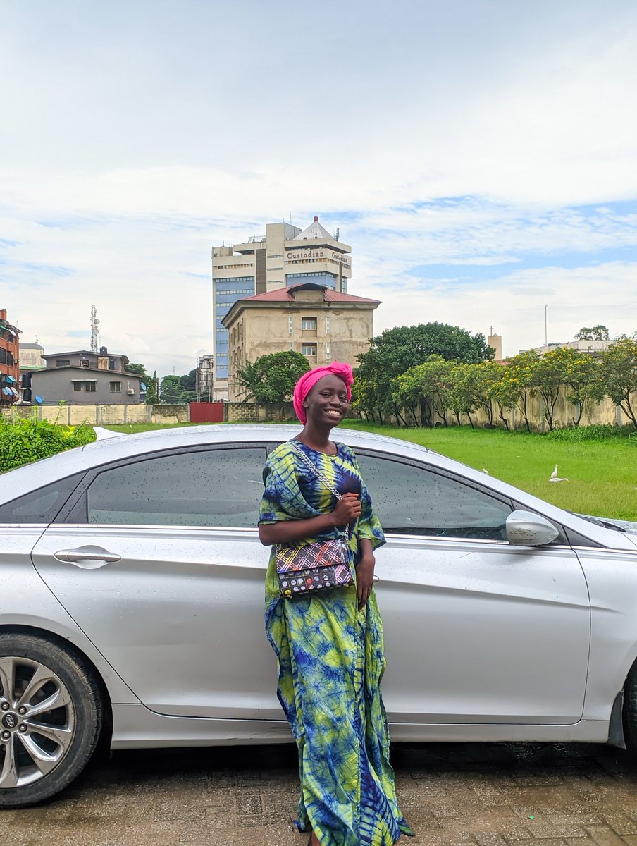 Aphoenix_Afolu's tweet photo. This week, I am helped of God.
I walk in paths that lead me ultimately to my divine purpose.
God's goodness looks good on me.
#DLconversations
Adire boubou and mini bag made by #Aphoenix https://t.co/H0FZ0JmJx8