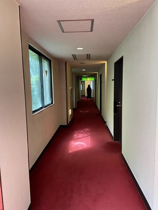 通路 