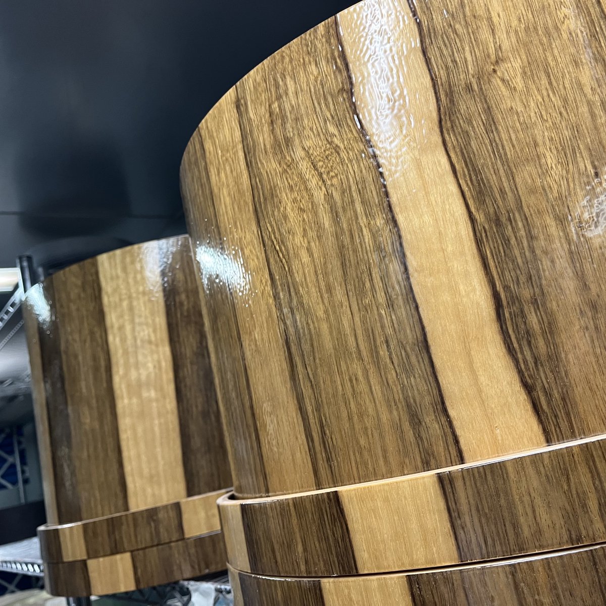 britishdrumco's tweet photo. Lots of Legend Series New Forest kits making their way through the factory this week 🇬🇧🥁

#britishdrumco #manufacturing #manufacturinguk #drumfactory #spraybooth #sprayboothlife #finishing #woodfinishing #drumkits #drumsets https://t.co/MF9kEYOCtH
