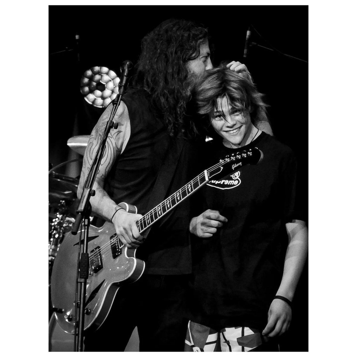 What an emotional night 🖤🦅 #taylorhawkinstribute #TaylorHawkins #TaylorHawkinsWembley #taylorhawkinsconcert #FooFighters #FF #FF26 #WembleyStadium