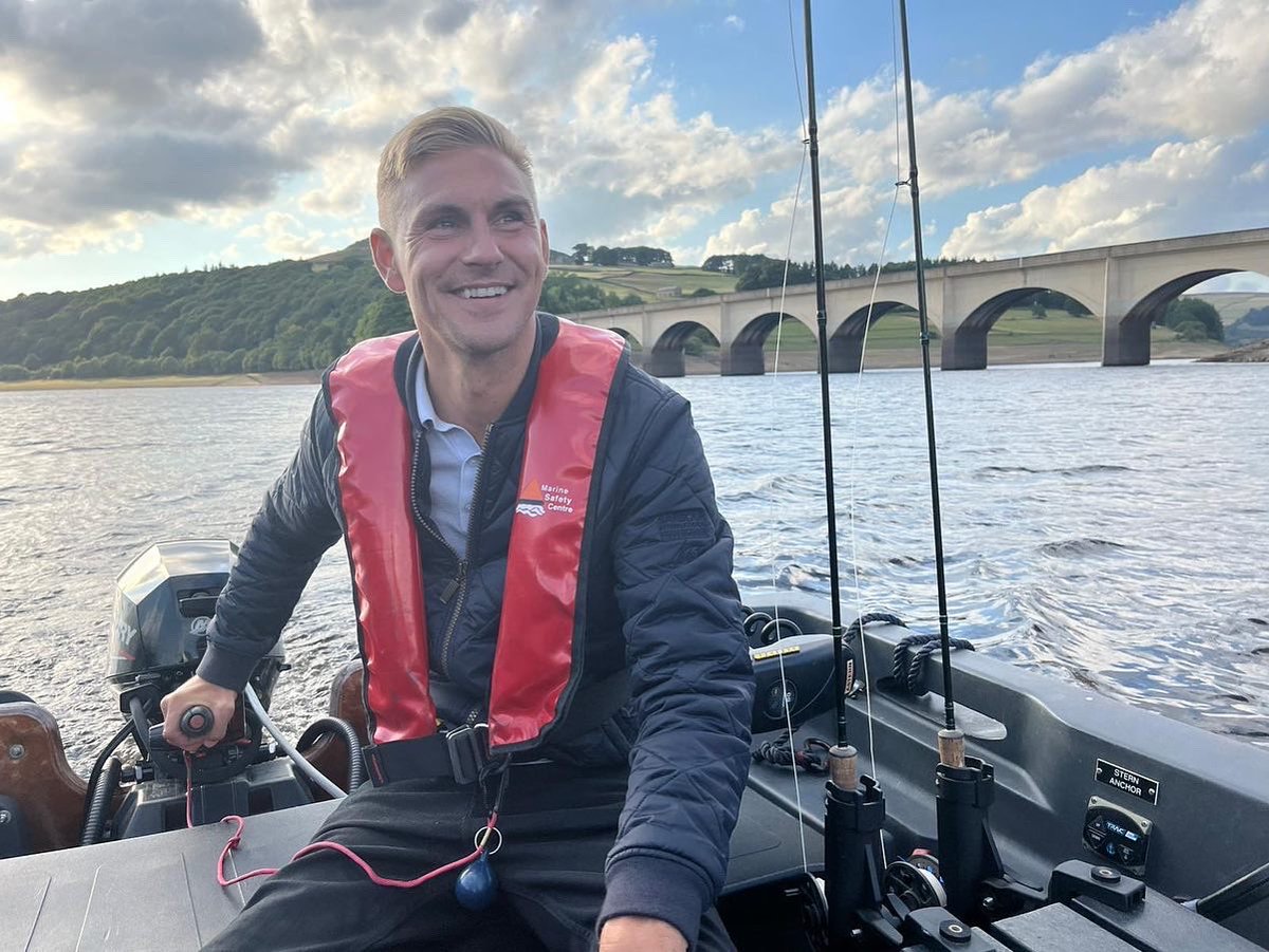 SteveBrownGBWR's tweet photo. The Peak District with @Escape_Country and house hunters Chris and Karen was fun. I had a chance to meet some of the charming residents that certainly help give the area its reputation for being friendly. @PeakOutdoorz  @AccessLadybower @weare_reunion https://t.co/sd6fsGXO5p