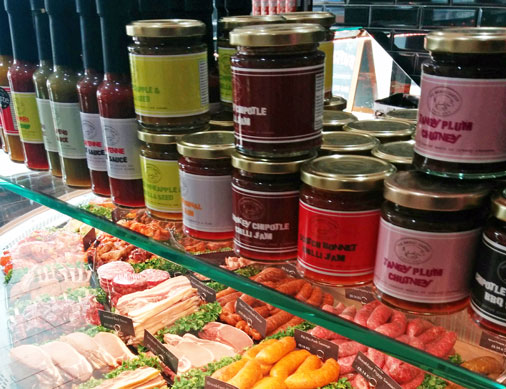 Tagpassiton's tweet image. Proper Traditional Butchers and proper lovely meat. Spend £20, save 10% at Little Pigs, #Didsbury. Can’t say fairer than that. What’s for dinner, #didsbury ?