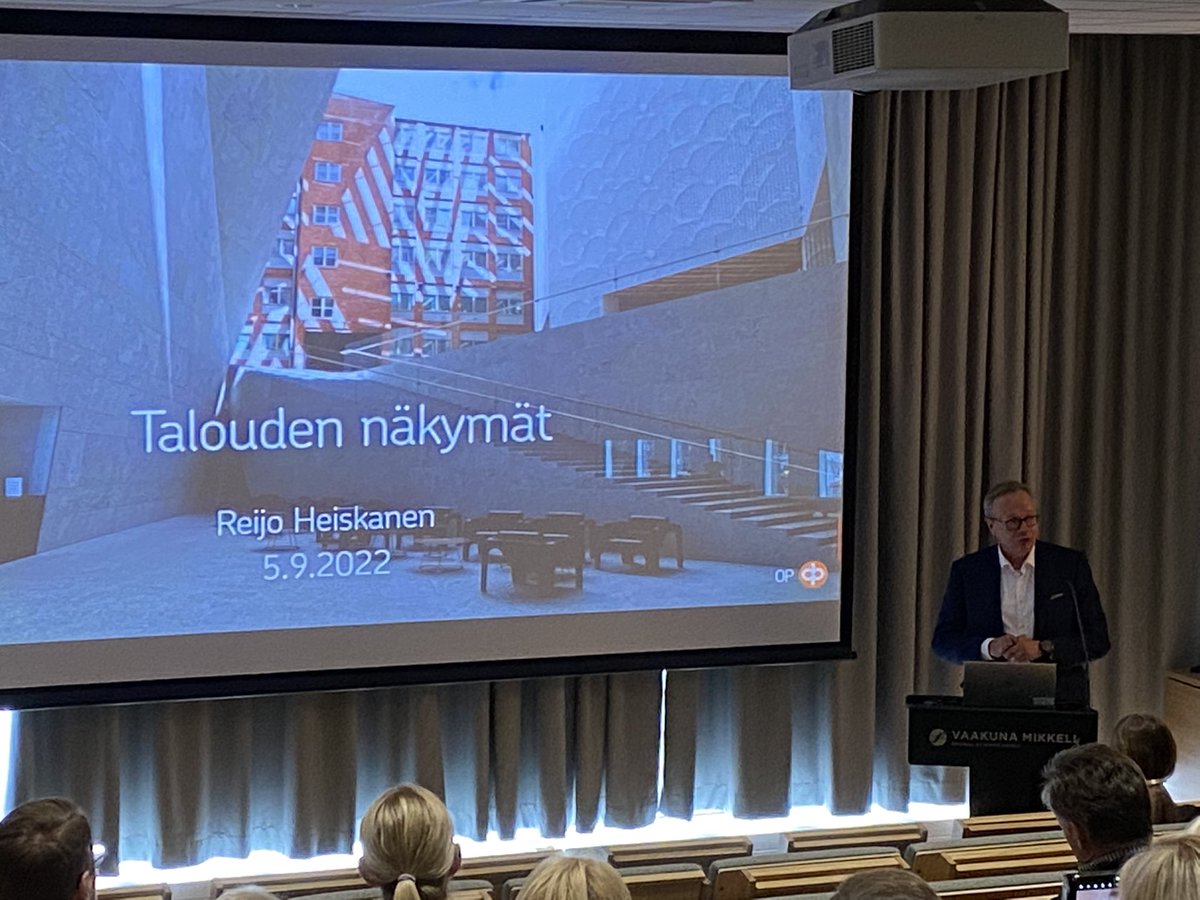 Hyvää yrittäjän päivää

Mikäs sen mukavampaa kuin viettää päivää yrittäjien kanssa Mikkelissä 😊

@OP_Ryhma Suur-Savo
<a href="/Reiskanen/">Reijo Heiskanen</a> <a href="/mjantikainen/">Mikko Antikainen</a> <a href="/HimanenJari/">Jari Himanen</a>