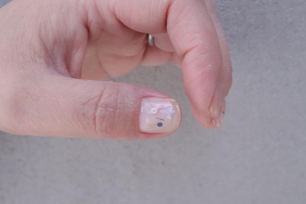 _hokuri_'s tweet photo. #hokuri #gelnails #abstractnails #design #ジェルネイル #ネイル #hokuriネイルシール https://t.co/zvhD5Rq2iE