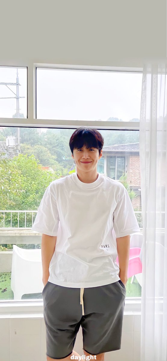daylight_Seonho tweet picture