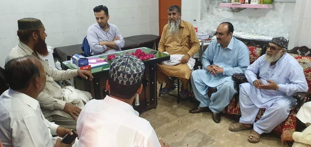 AliAshraf___'s tweet photo. این اے 78 یوسی 31
تھیڑی سانسی  
نسرین میٹرنٹی ہوم فری ڈسپنسری کا افتتاح کرتے ہوئے https://t.co/CYREh36nsy