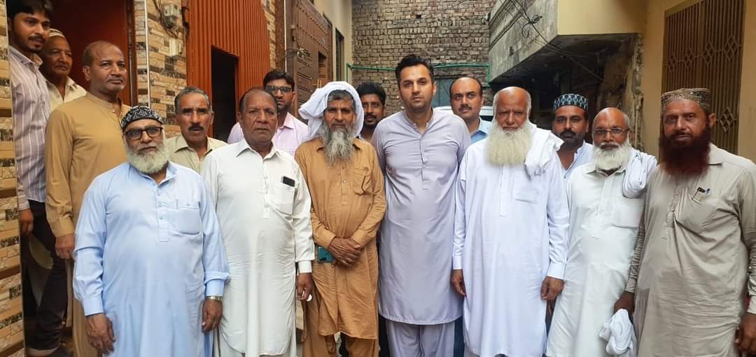 AliAshraf___'s tweet photo. این اے 78 یوسی 31
تھیڑی سانسی  
نسرین میٹرنٹی ہوم فری ڈسپنسری کا افتتاح کرتے ہوئے https://t.co/CYREh36nsy
