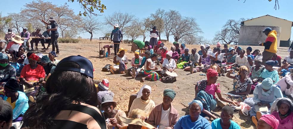 DepofIrrigation's tweet photo. TRAINING FOR TRANSFORMATION
#bouncingbackbetter
#wholegovtonestoptraining
#DOI 
@EngChitsungo 
@basera_john 
@sirpzim 
Training farmers to become business minded irrigators at Chemakudo  &amp; Inyala schemes using one stop whole govt approach 
Transforming lives and changing mindsets https://t.co/u3NYK08g1p