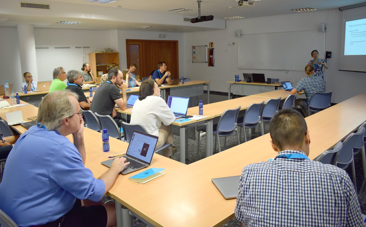 ADEITUV's tweet photo. 📍Esta semana #EspacioADEIT acoge el Workshop 3D Supernova.
💫Durante cuatro días se debatirán las nuevas herramientas para estudiar los espectros de las explosiones de las supernovas en un encuentro híbrido a cargo de #CongresosADEIT.
ℹ️https://t.co/VoFTfvh6lj https://t.co/8j3fGjwCjw