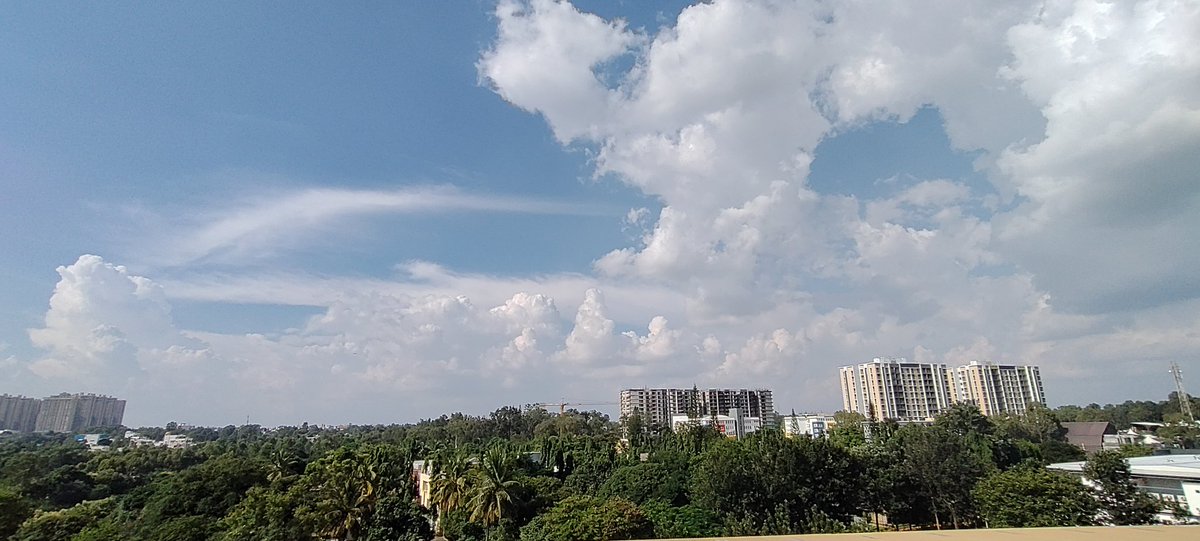 diplomatic_chap's tweet photo. @namma_vjy Can see cloud buildup to the north. This is from Hennur, looking towards KIAL at 3.30pm. https://t.co/EEqXQCxWaf