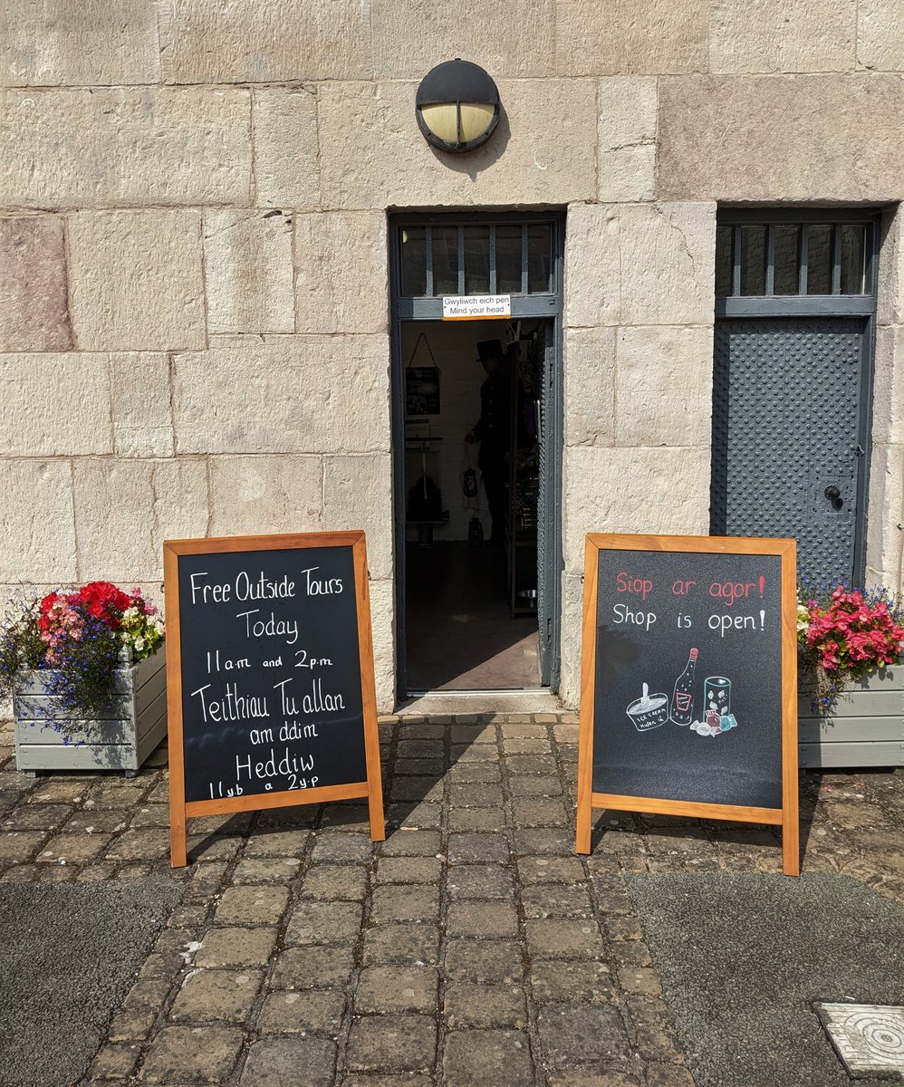 #OPENDOORS Ruthin Gaol Saturday 10th September!
Join us on the 10th September on one of our FREE outside tours at 11am and 2pm 🚪

Weather permitting. No need to book.
👉Check out cadw.gov.wales/visit/whats-on… for more information