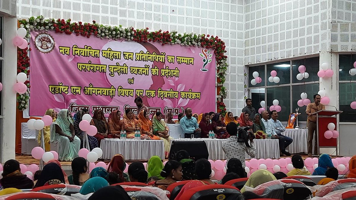 MbaAnjali's tweet photo. Food fair organized by WCD Panna, where the women groups of Vikas samvad organization displayed and presented local and traditional dishes including forest produce. #foodfairvss , @vikassamvad @CollectorPanna @mp_wcdmp @WCDMP https://t.co/alTl7i0EwZ
