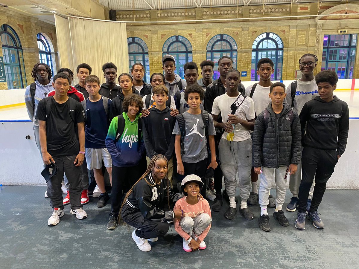 Last weeks ice skating session ⛸ we had so much fun!! 🤣😆 <a href="/haringeycouncil/">Haringey Council</a> <a href="/Yourallypally/">Alexandra Palace</a> #PositiveRoleModels #Haringey #Youthwork #AlexandraPalace