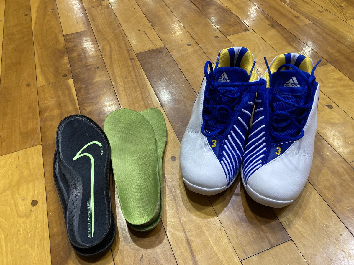 BB5Shin's tweet photo. 本日の🏀は、着用3回目となる「TMAC3」で😌
前回、"SIDAS"への"インソール交換"は上手くいった感じがあったので、今回の2つでこの「TMAC3」の"履き心地"に、またどのような"変化"が現れるのかとても楽しみです😎
#adidas
#TMAC3Restomod
#SUPERfeet
#Green
#Nike
#AirZoomBBNXT
#リアクトインソール https://t.co/IKYSf3vCks