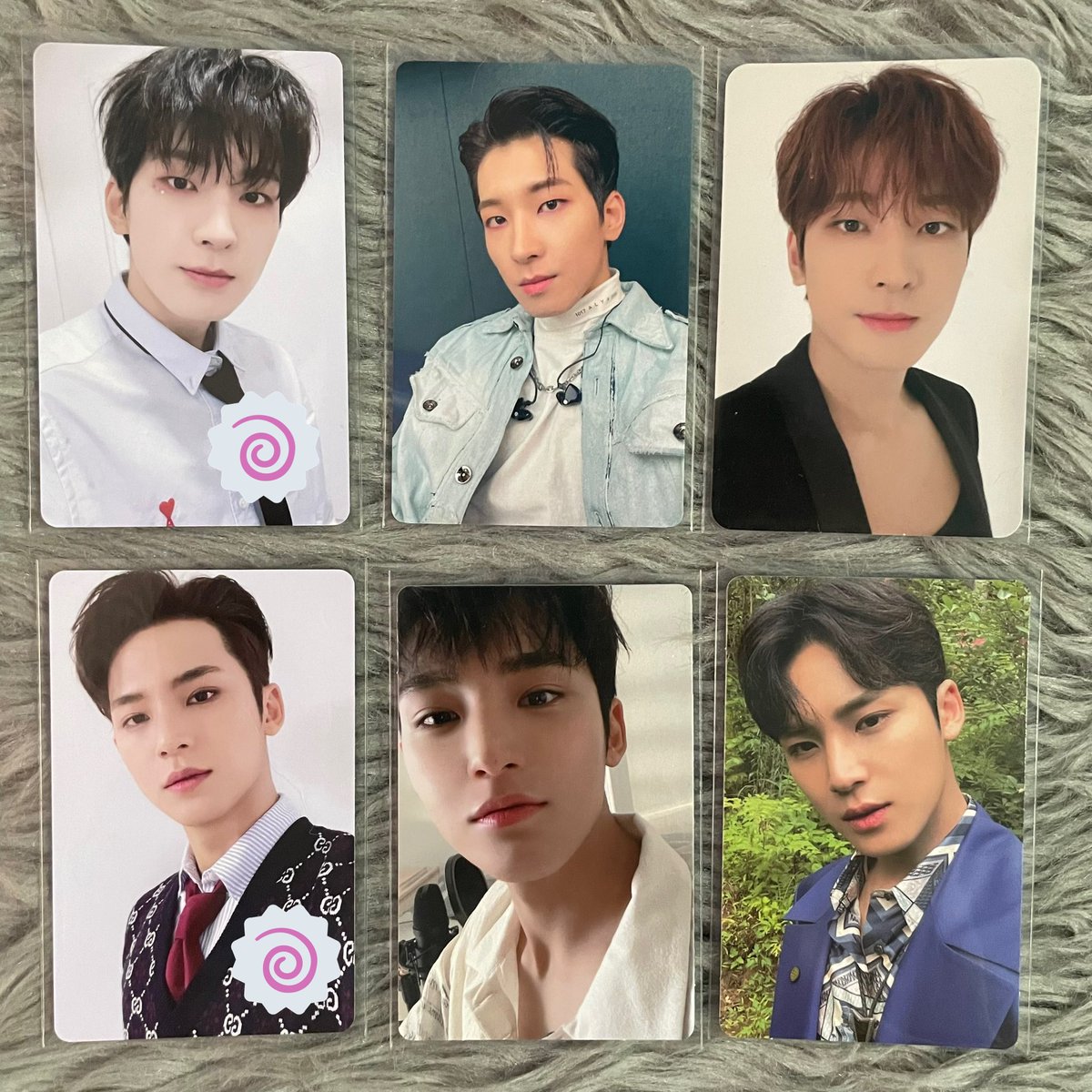 dolllkei's tweet photo. anyone wanna hati? will get the two pcs lang !! 

⌗ wts lfb seventeen svt mingyu wonwoo attacca yizhiyu scc sg21 yizhiyu https://t.co/0iyCrfwKLH