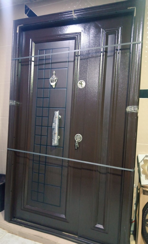 MichelleGoldEnt's tweet photo. Good morning Osogbo, we are new here. 🤗

We are your sure plug for quality and affordable security doors, ceramic/marble tiles, sanitary wares, and other household materials.

Our shop is located at MDS, Osogbo.

You can contact us via https://t.co/1foHKh0WXq.

@InsideOsogbo https://t.co/2k5XWoMieE
