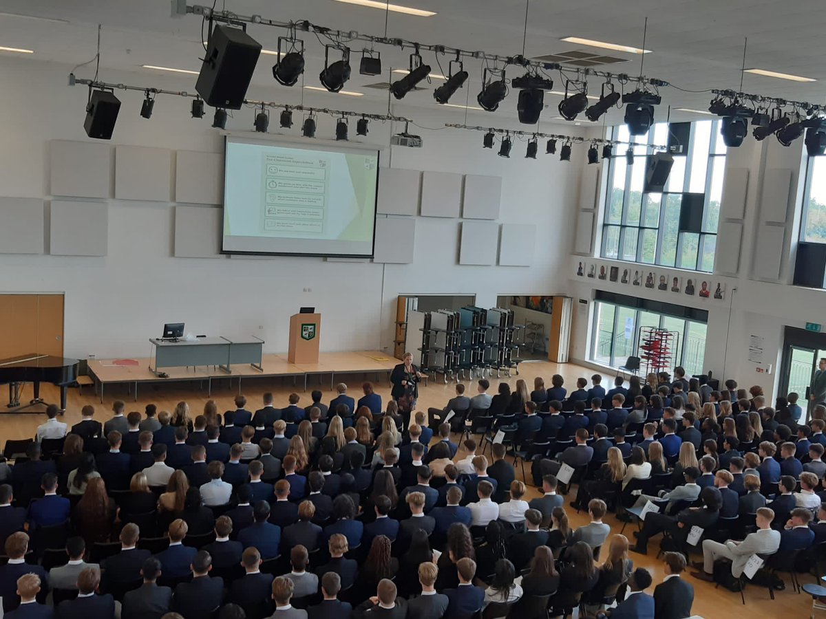 rw_school's tweet photo. Lovely start to the week, as Ms Lester and the Sixth Form Team welcome Year 12. #RWS12 #Learn #Lead #Excel #Fullhouse https://t.co/q5M4LMQQOn