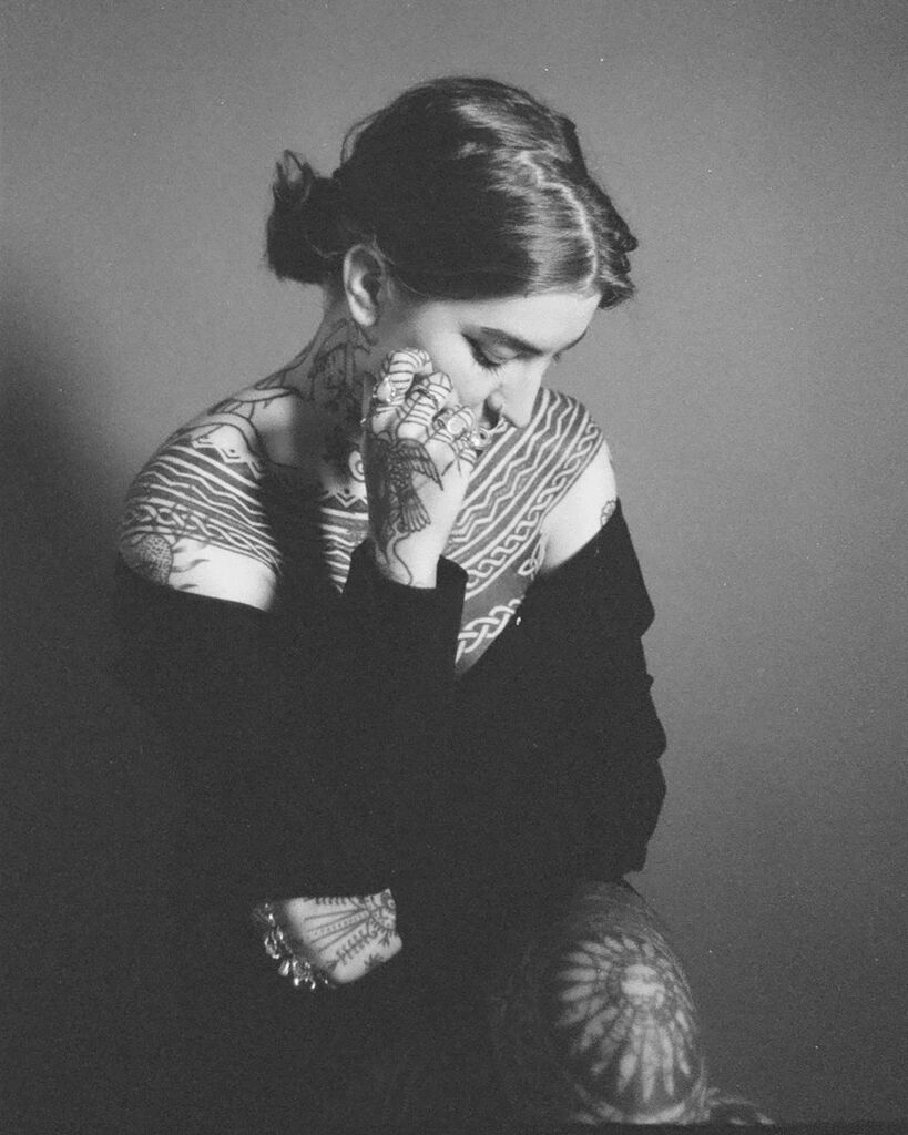 ms_veness's tweet photo. I have some more black and white film if anyone wants to play.
Ft @mmxnson on @ilfordphoto film, but I don't know which one. I know it wasn't a C-41 processed one though.
#bnwsouls #bnwmood #bnw_captures #filmsnotdead #nograinnoglory #deathb4digital #ana… https://t.co/qx3xHwEsu0 https://t.co/jF4aUBcFL1