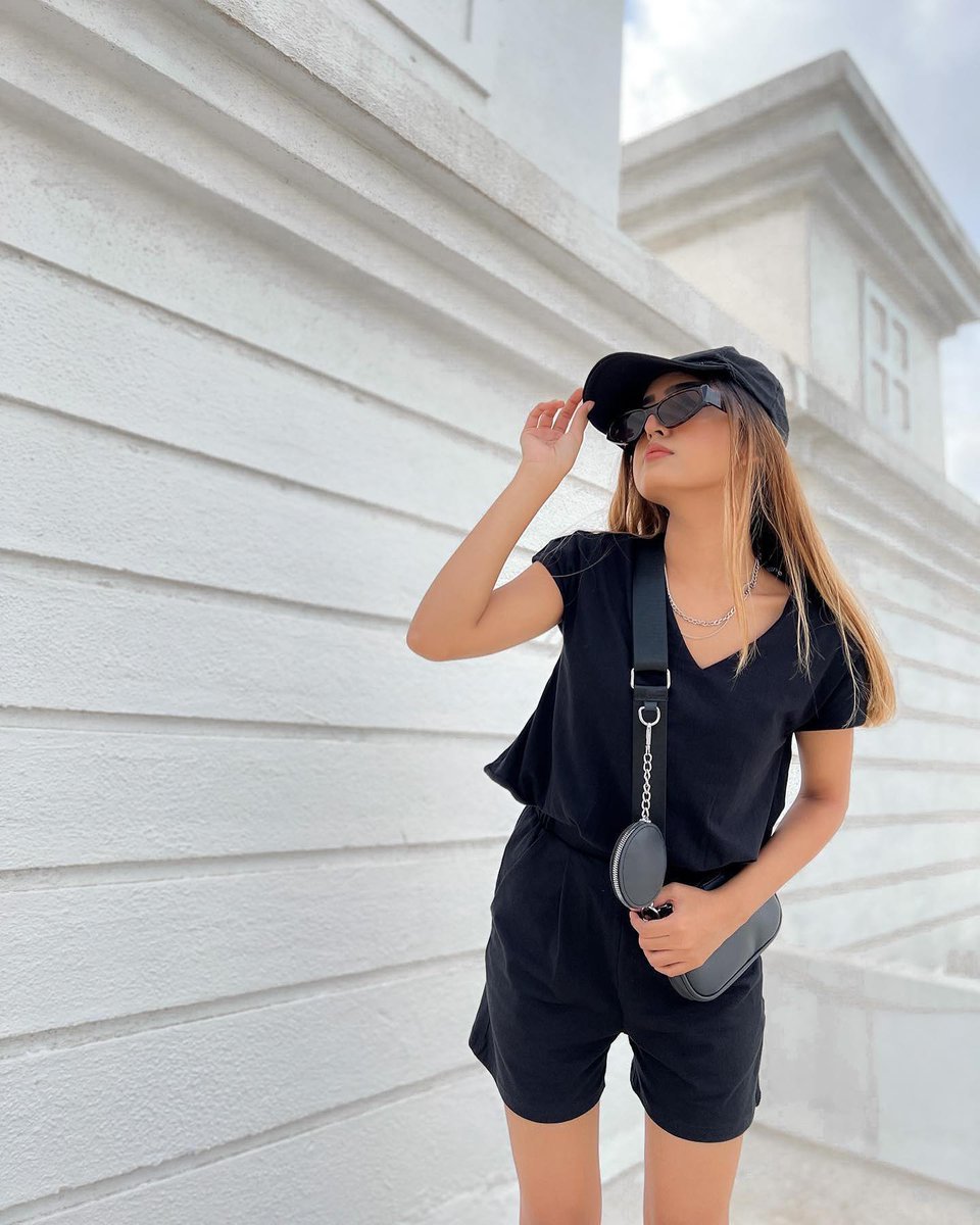 FabAlley tweet media