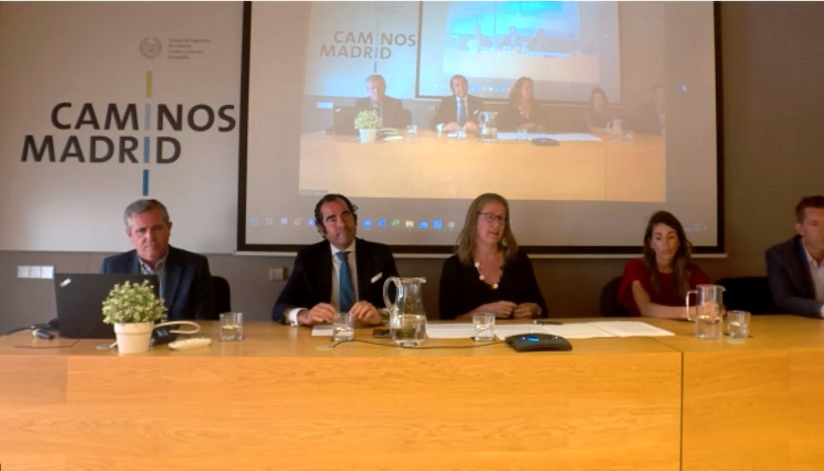 En la jornada "#MadridTalento, oportunidades de desarrollo profesional para #ICCP" la vocal de <a href="/caminosmadrid/">Ing. Caminos Madrid</a> <a href="/VirginiaVidal10/">Virginia Vidal</a> señala que "los ICCP podemos y debemos realizar aportaciones relevantes para contribuir a la modernización de la ciudad en beneficio de la sociedad".