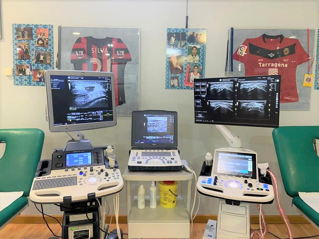 primfisio's tweet photo. Confianza renovada👌 Es el mensaje que nos transmite un referente de la fisioterapia española como @edufisiomieres al incorporar su tercer #ecógrafo @GEHealthcare en su clínica de Mieres (Asturias).
Ahora suma un #LogiqP9R4 a los equipos #LogiqS7 y #LogiqV2 que ya disponía. https://t.co/Q2DOdgKTkp