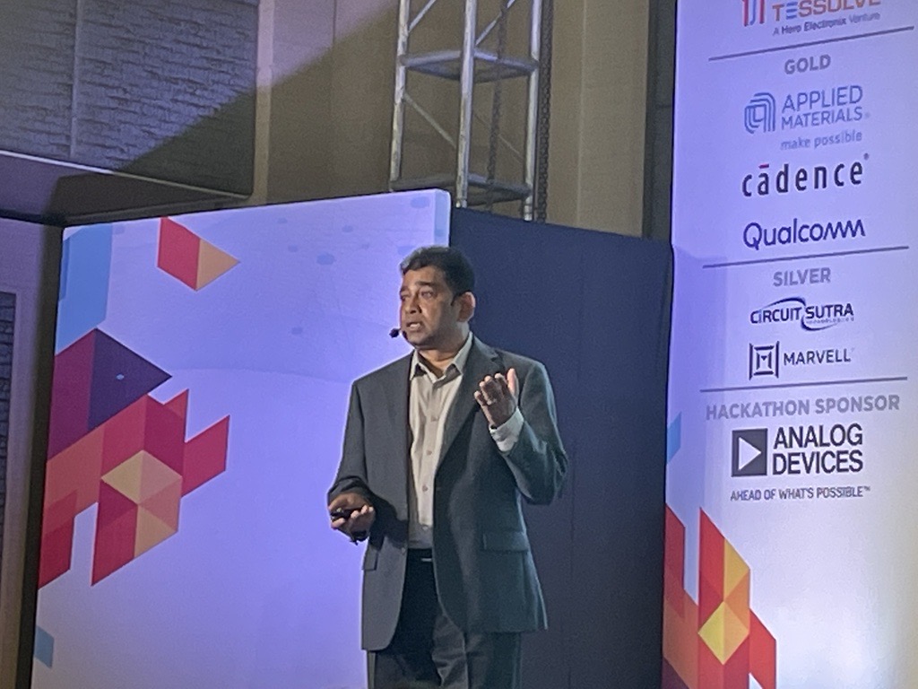 Applied_India's tweet photo. We are live at #DVConIndia! Catch us in booth number 8 if you are here. The conference has a power-packed 2-day program in store for all the attendees. Here are glimpses of our Day 1 at #DVCon. #VLSI #Semiconductors #IamApplied #iAM20 https://t.co/mC83jZTmEm
