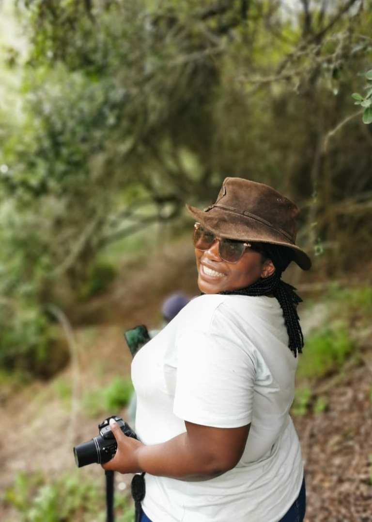 Renosterveld's tweet photo. Through The Veld School, #ORCT intern Nande Notyalwa wants to help kids experience a different kind of learning…🌱🌿 She says: “These kids will speak of this trip for years to come. And it might even inspire future generations of conservators.” Read more: https://t.co/lYvShWNGsa https://t.co/Us7Vwxsa4z