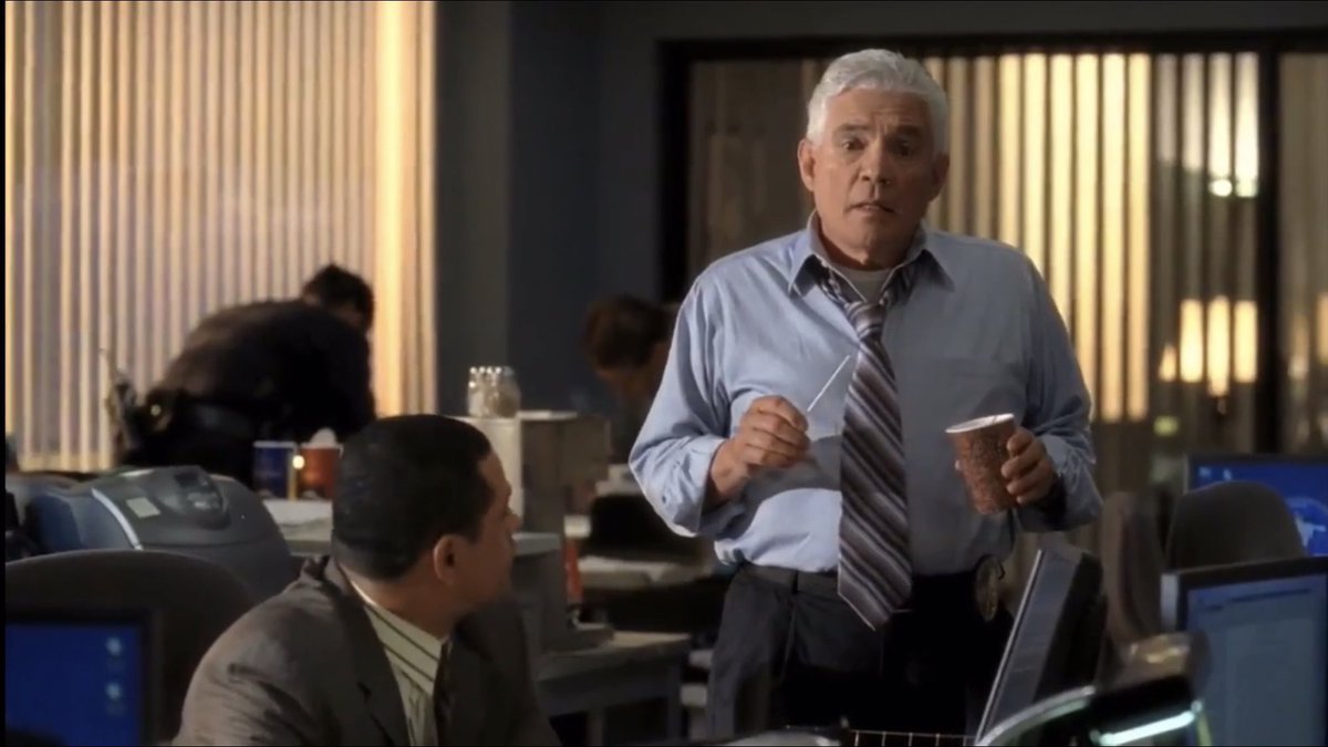 DHPLover's tweet photo. #OTD in 2005:
Gabriel: “Lieutenant, you think there’s any chance this may backfire?”
#StandardsAndPractices #TheCloser https://t.co/SQS6tkYuJc