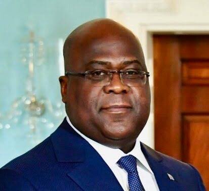 peroluwara1 tweet media