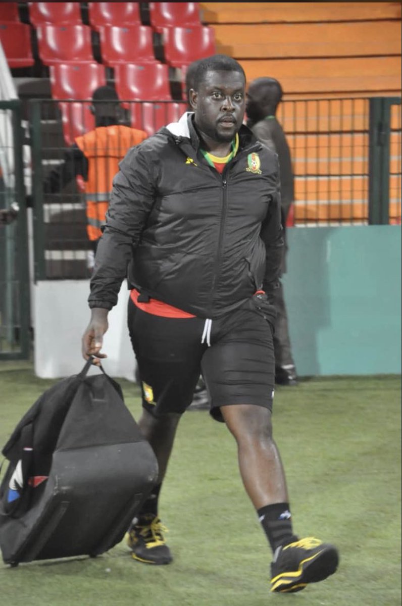 Kosi_foottalk's tweet image. Eko Pearl Mokase, Kit Manager of the Indomitable lions on active duty with the intermediate lions.

Definitely satisfied after the brilliant performance from the boys last night at the Roumde Adjia stadium.

#fecafoot #kitmanager #football #cameroon