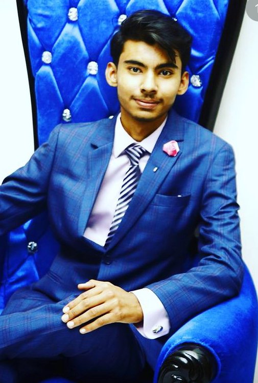 WRALC7's tweet photo. #Ajlal_Tahir
#QuaideazamLawCollege
#volunteer
#WRALC
Ajlal hails from Kamali, a small village of Punjab. Having high aspirations to excel in legal profession, Ajlal is committed to contribute towards the welfare of people back in hometown.
#Team_WRALC https://t.co/ggvESRiHlG