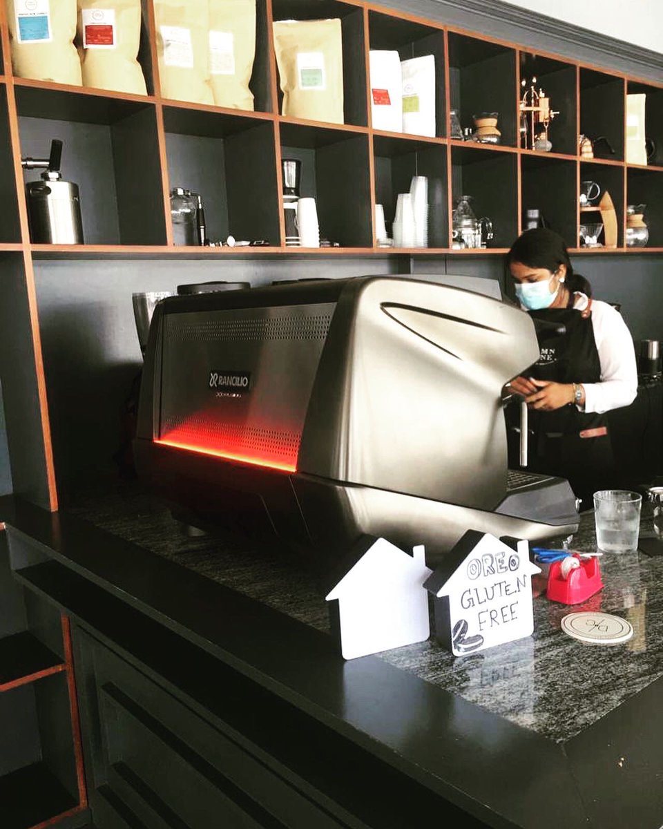 Fitsretail's tweet photo. We are proud to collaborate with the Department of Coffee to bring you a delicious cup of coffee with Damn Fine Coffee freshly brewed from top of the class Rancilio machine.
Fits Retail; Your Complete Coffee Solution Partner.
#coffee#departmentofcoffee #damnfinecoffee #fitsretail https://t.co/CTeUB4psar