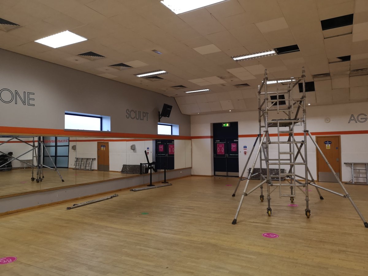 optimusdecor's tweet photo. Found these before pics of the Gorbals leisure centre dance studio working with city building, so we decided to post some more in progress shots. https://t.co/6oX9PgMQ7X