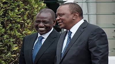 tv4congo's tweet photo. C'est officiel @williamrutoh  succédera @Uhuru_Kenyata à la tête du Kenya ,la cour constitutionnelle vient de tranchée au détriment de @RailaOdinga https://t.co/Iqz3OccQLk