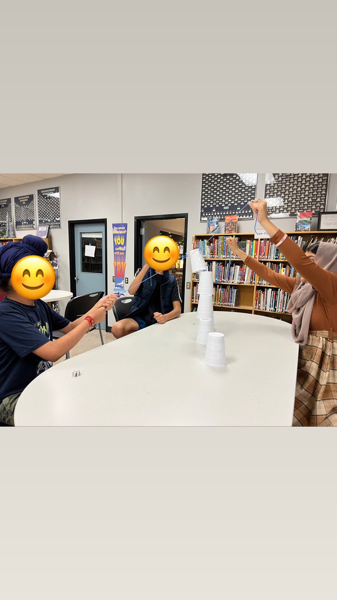 6’s achieving success through teamwork! A fun team-building activity to end the first week of school at Prairie Sky School! @MrsBains #PrairieSkyCBE