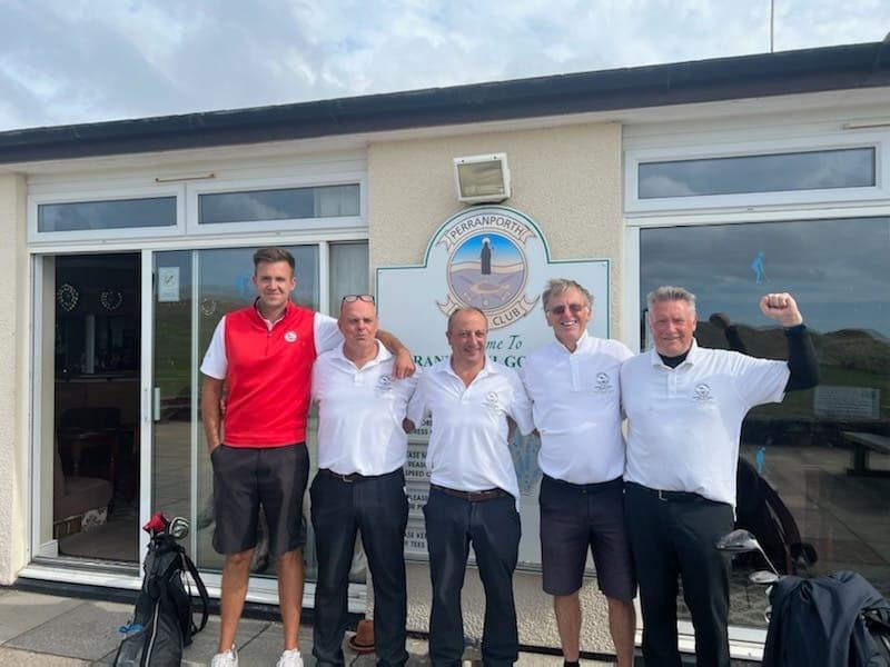 IlfracombeGolf's tweet photo. Congratulations to the  Annodata West Country Champions who beat Perranporth 3-2 at @PerranporthGolf 

14 matches unbeaten into the last 16 in the UK and looking forward to defending our Annodata South West champions title in the next round. 

#ilfracombegolfclub @DevonGolf https://t.co/OXZansB85u