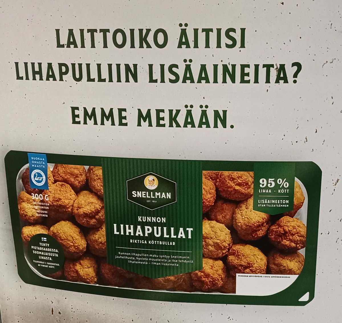 Sitkeässä on lisäaineiden pelko. Ei laittanut äiti lisäaineita, mutta lihaliemikuution ja kananmunaa, joissa samoja aineita kuin lisäaineet. Hyvä maku ratkaiskoon.