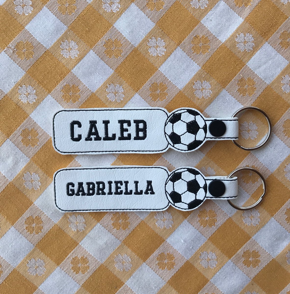 LemonadesCreate's tweet image. Every soccer bag needs a name! Tag your child's soccer bag with his/her name. 
tinyurl.com/yc5djbvh
#soccer #kidssoccer #nametag