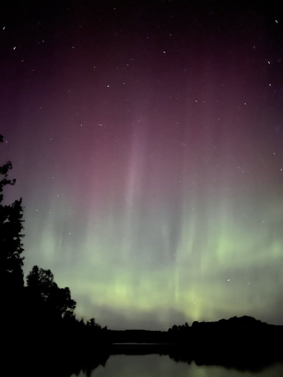 RickKupchella's tweet image. Extraordinary view of the #northernlights #OnlyInMinnesota last night… #CaribouLake was out of a dream!